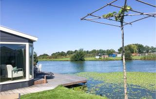 Gorgeous Home In Molenschot With Wifi - 2