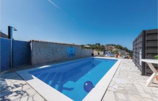 Amazing Apartment In Sibenik With Sauna - Šibenik - 4