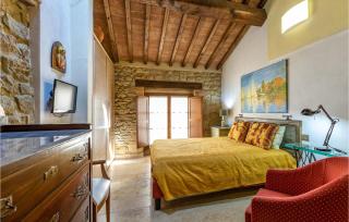 Amazing Home In Mazzolla With Wifi - Mazzolla - 4