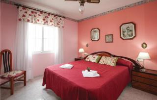 Stunning Home In San Miguel De Salinas - 4