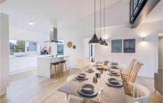 Amazing Home In Lembruchdümmer See - 6