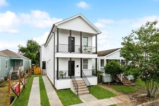 Elegant 5-Bedroom NOLA Getaway - New Orleans - 6