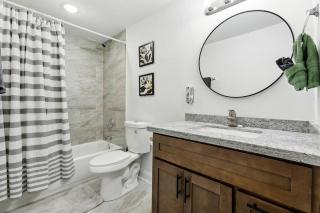 Elegant 5-Bedroom NOLA Getaway - 2