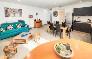 Awesome Apartment In Narbonne With Wifi - Narbonne - 0
