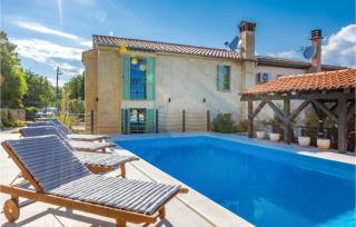 3 Bedroom Beautiful Home In Malinska - Malinska - 0