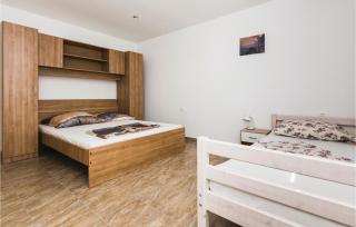 Two-Bedroom Apartment In Vir - Vir - 3