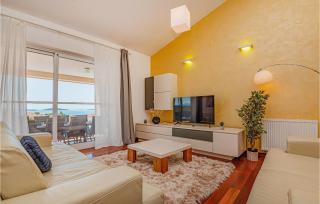 4 Bedroom Stunning Home In Brodarica - Brodarica - 8