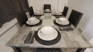 LuxuryInn - Wolverhampton - 8