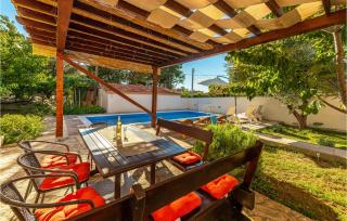 Four-Bedroom Holiday Home In Vrsi - Vrsi - 9