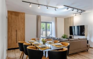 Stunning Home In Vrsi With Wifi - Vrsi - 8
