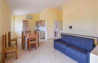 Amazing Home In Melito Porto Salvo - 3