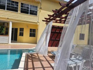 Royal Escape - 1 - Anse La Raye - 0