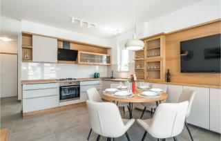 Nice Home In Sibenik With Kitchen - Šibenik - 6