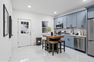 Hudson Oasis - Sleeps 10 - NYC - EWR - Parking Available - Bayonne - 1