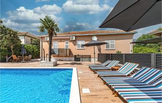 3 Bedroom Nice Home In Kastel Gomilica - 1