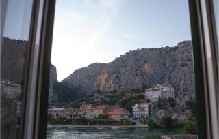 3 Bedroom Lovely Apartment In Omis - Omiš - 1