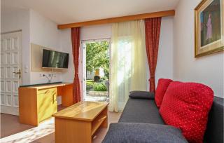 Gorgeous Apartment In Baska With Wifi - Baška - 5