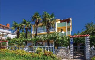 Cozy Apartment In Crikvenica With Wifi - Crikvenica - 0