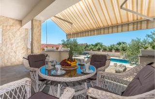 Amazing Home In Polaca - Tinj - 8
