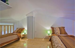 1 Bedroom Lovely Apartment In Pula - Pula - 3
