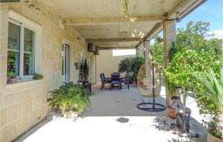 1 Bedroom Beautiful Apartment In Cavtat - Cavtat - 5