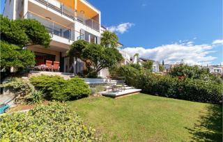 2 Bedroom Nice Apartment In Crikvenica - 1