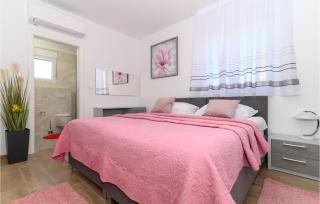 Awesome Apartment In Seget Donji - Trogir - 5