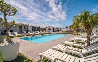 2 Bedroom Lovely Apartment In Chipiona - Chipiona - 1