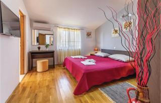 Amazing Home In Krnica With Wifi - 5