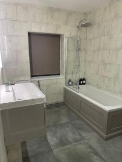 Modern Premium 2 Bedroom Home in Kent - Chatham - 7