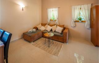 Gorgeous Home In Velika Nedelja - Osluševci - 6