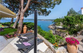 Amazing Apartment In Porat - Porat - 4