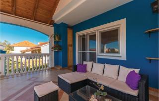 Two-Bedroom Apartment In Bibinje - Bibinje - 2