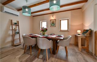 Amazing Home In Lonjica With Wifi - Gračec - 4