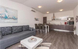 Amazing Apartment In Sukosan With Wifi - Sukošan - 9