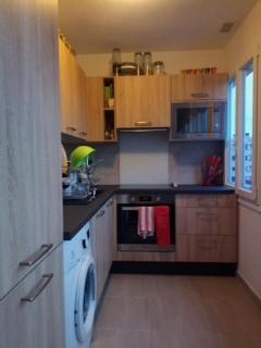 Travelers' home-shared apartment - 3