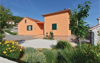 Three-Bedroom Holiday Home In Sibenik - Šibenik - 8