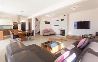 Holiday Home Celina 51 With Outdoor Swimmingpool - Celina - 6