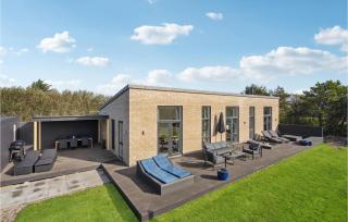 Gorgeous Home In Ringkøbing With Wifi - 1