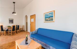 Lovely Apartment In Njivice - Njivice - 1