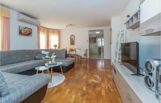 3 Bedroom Lovely Home In Savudrija - Savudrija - 2