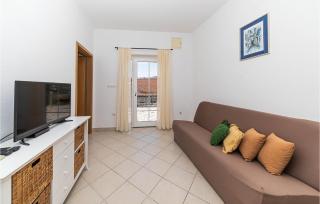 Awesome Apartment In Poljica With Wifi - 6