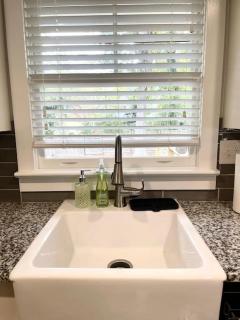 Modern Retreat in Decatur - 3