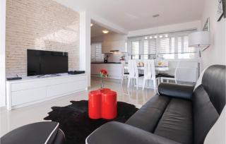 Amazing Home In Novigrad With Sauna - Novigrad Dalmatia - 3