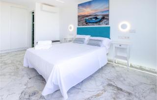 Cozy Apartment In Guardamar Del Segura - Guardamar del Segura - 2