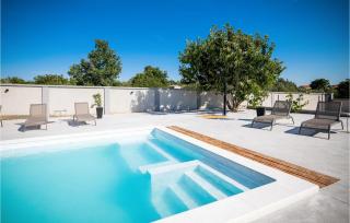 Stunning Home In Vrsi With Wifi - Poljica - 2