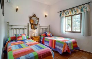 Lovely Home In Periana - Periana - 9