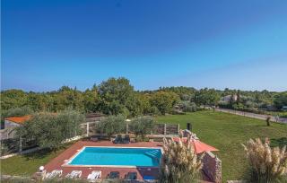 4 Bedroom Amazing Home In Pavicini - 1