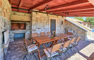 Gorgeous Home In Biograd Na Moru - Biograd na Moru - 3