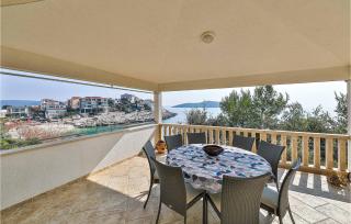 Beach Front Home In Sevid With Wifi - Sevid - 5